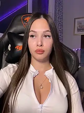 EricaWalls online show from 10/20/25, 04:29