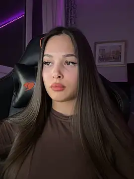 EricaWalls online show from 11/23/25, 10:09