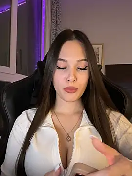 EricaWalls online show from 03/31/26, 08:20