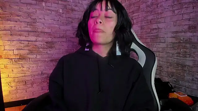 vanelope11 online show from 09/14/25, 01:10