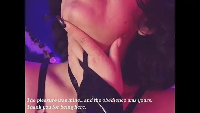 vanelope11 online show from 10/18/25, 07:14