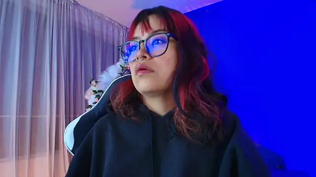 vanelope11 online show from 04/01/26, 03:18