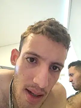 Duvan Martinez23 online show from 11/15/25, 04:47