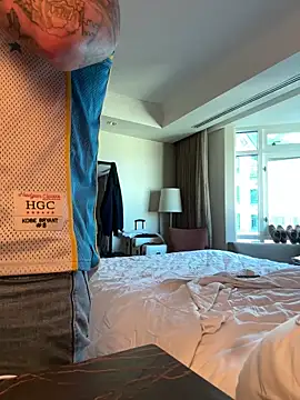 PeytonJohnn online show from 10/05/25, 07:34