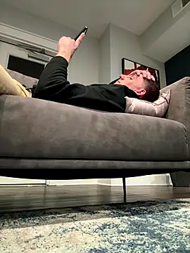 PeytonJohnn online show from 10/20/25, 07:53