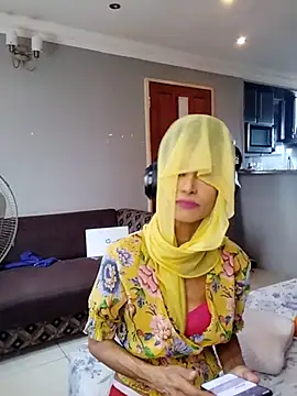 KamaLila online show from 10/16/25, 10:27