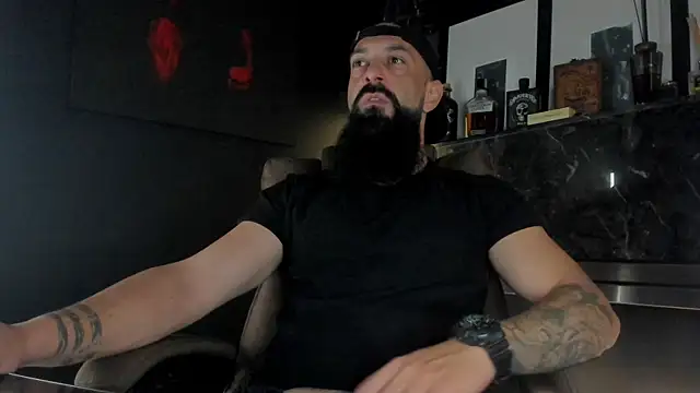 axxelrich  online show from 10/19/25, 03:40