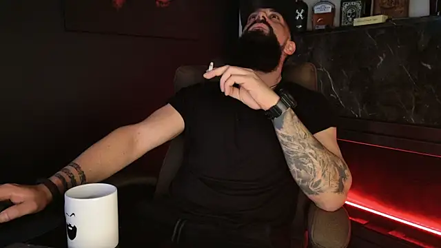 axxelrich  online show from 11/15/25, 06:22