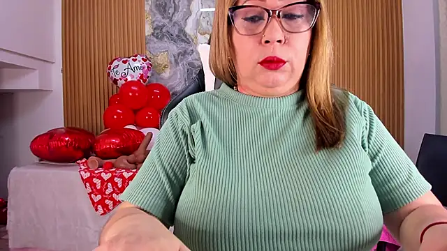 Danna topless online show from 03/21/25, 12:06