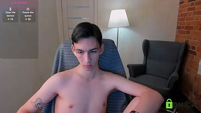 Ul Tima online show from 12/06/24, 12:23