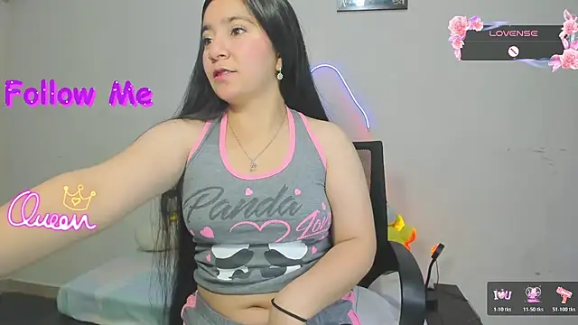Snapshot of litle_mily_ chatting on 07/24/26, 10:08 litle mily online show from 07/24/26, 10:08