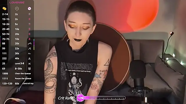 lovelylucyy online show from 02/18/25, 12:59