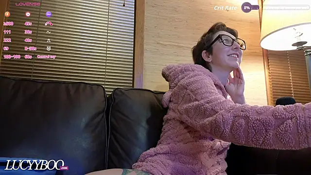 lovelylucyy online show from 01/12/26, 12:38