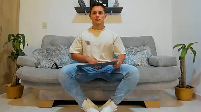 julian wallace online show from 01/20/25, 11:54