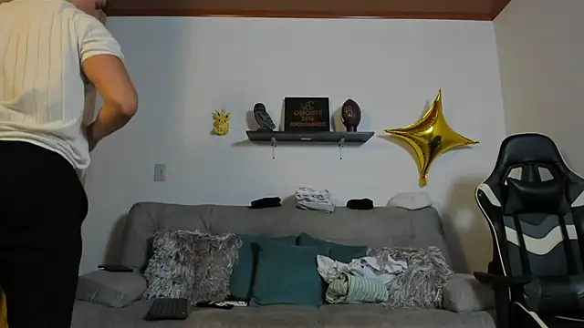 julian wallace online show from 09/13/25, 07:57