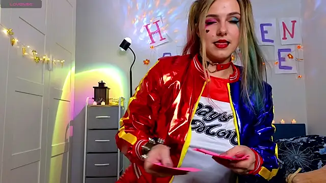 sophia euphoriaa online show from 10/31/25, 08:04