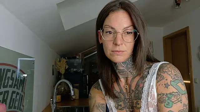 BrownieyQueen online show from 07/11/26, 06:49