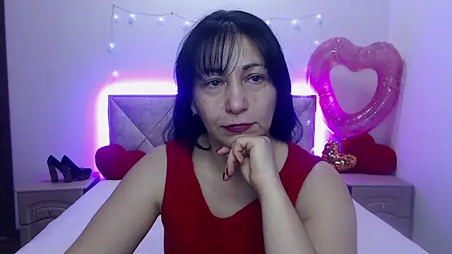 Snapshot of LiluGrants chatting on 02/14/26, 07:10 LiluGrants online show from 02/14/26, 07:10