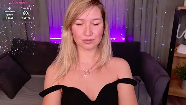 MilaBott online show from 02/02/25, 08:30