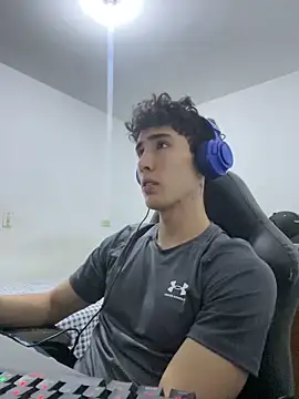 gojo satoru 18 online show from 02/19/26, 12:39