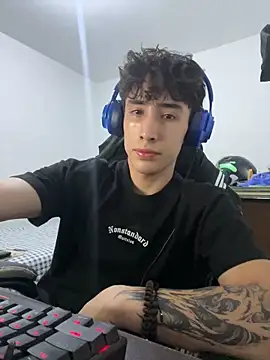 gojo satoru 18 online show from 02/28/26, 12:00