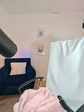 helena smith online show from 03/09/26, 04:38