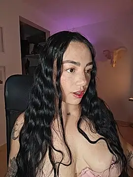 helena smith online show from 05/25/26, 03:34
