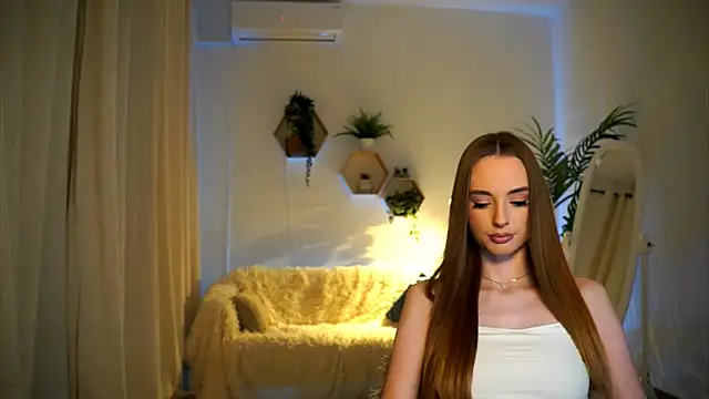 petitegonwiild online show from 01/09/25, 02:51