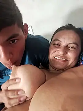 Horny-Mommy-Dirty online show from 11/20/25, 04:07