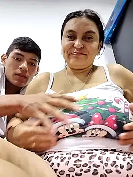 Horny-Mommy-Dirty online show from 02/04/26, 02:28