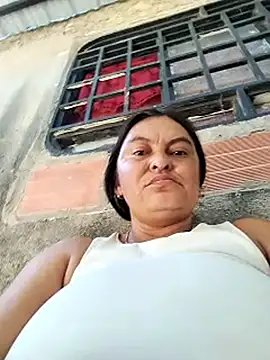 Snapshot of Horny-Mommy-Dirty chatting on 06/12/26, 03:11 Horny-Mommy-Dirty online show from 06/12/26, 03:11