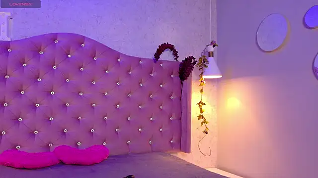 GabrielaLugo online show from 10/03/25, 02:03