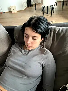 Lena Lang online show from 11/16/25, 10:21