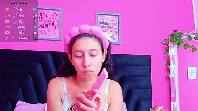 Beautifulskinny18 online show from 09/28/25, 07:41