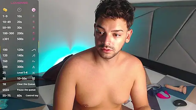 Logan cocky online show from 09/10/25, 06:08