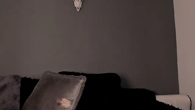 Aliz01 online show from 12/24/24, 02:10