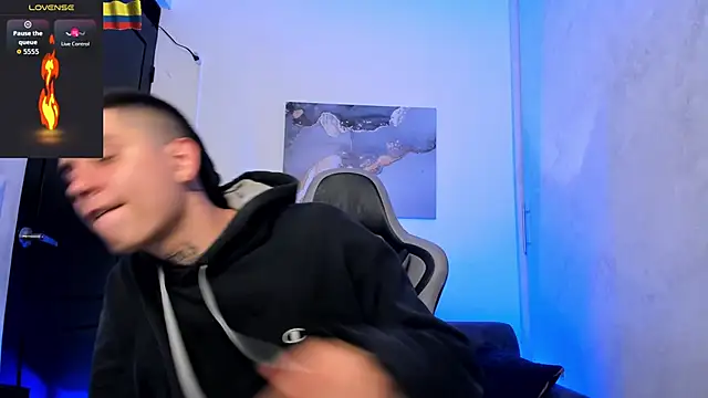 Yeiko Romero  online show from 02/03/26, 04:21