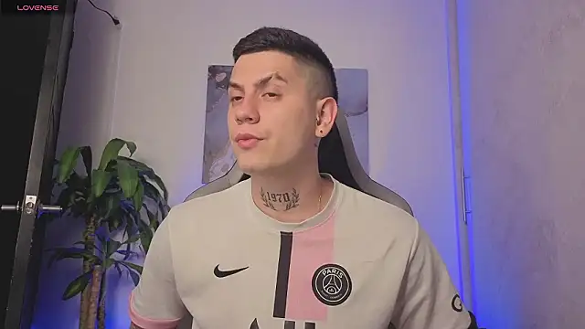 Yeiko Romero  online show from 03/05/26, 11:23