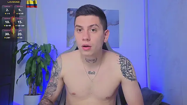 Yeiko Romero  online show from 03/13/26, 04:57