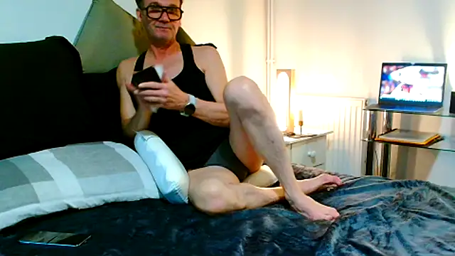 ImYourXtoy online show from 06/15/26, 06:32