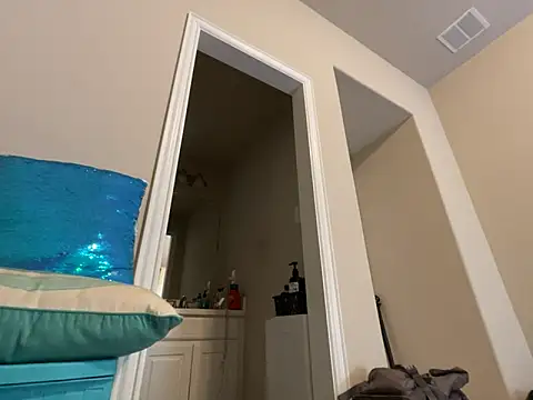 wynterheat online show from 10/16/25, 09:16