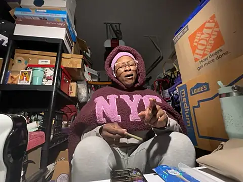 wynterheat online show from 02/19/26, 09:49