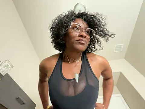 wynterheat online show from 04/08/26, 09:26