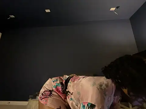 wynterheat online show from 04/18/26, 07:58