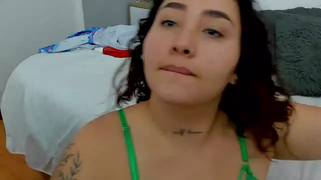 Ayla martinez online show from 03/07/25, 09:07