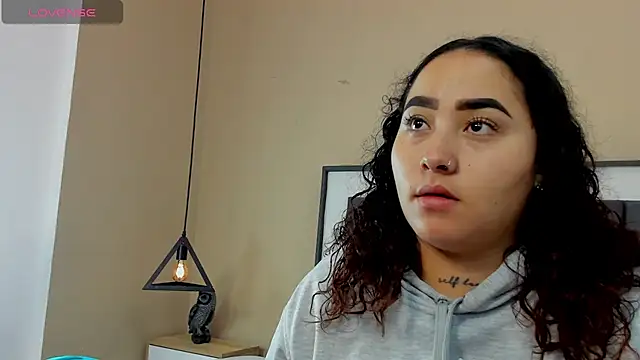 Ayla martinez online show from 09/18/25, 02:02