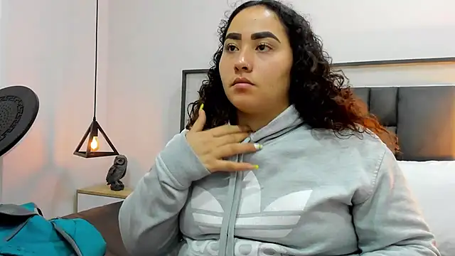 Ayla martinez online show from 10/05/25, 02:32