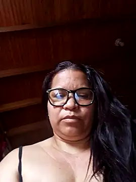 Snapshot of Sikiu_40 chatting on 02/02/25, 06:31 Sikiu 40 online show from 02/02/25, 06:31