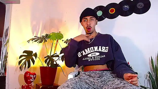 RyanRizzo online show from 12/04/24, 07:12