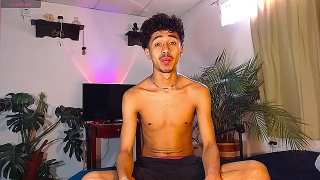 RyanRizzo online show from 02/04/25, 05:23